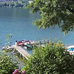 Apartment Adrian Seeblick: Lakeside With Pool And Access *