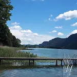 アパート Adrian Seeblick Haensel U Gretel Am Ossiacher See, Hallenbad, Skiarena Gerlitzen シュタインドルフ・アム・オシアッハー・ゼー